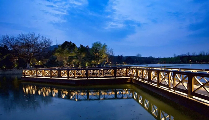 桥梁夜景照明