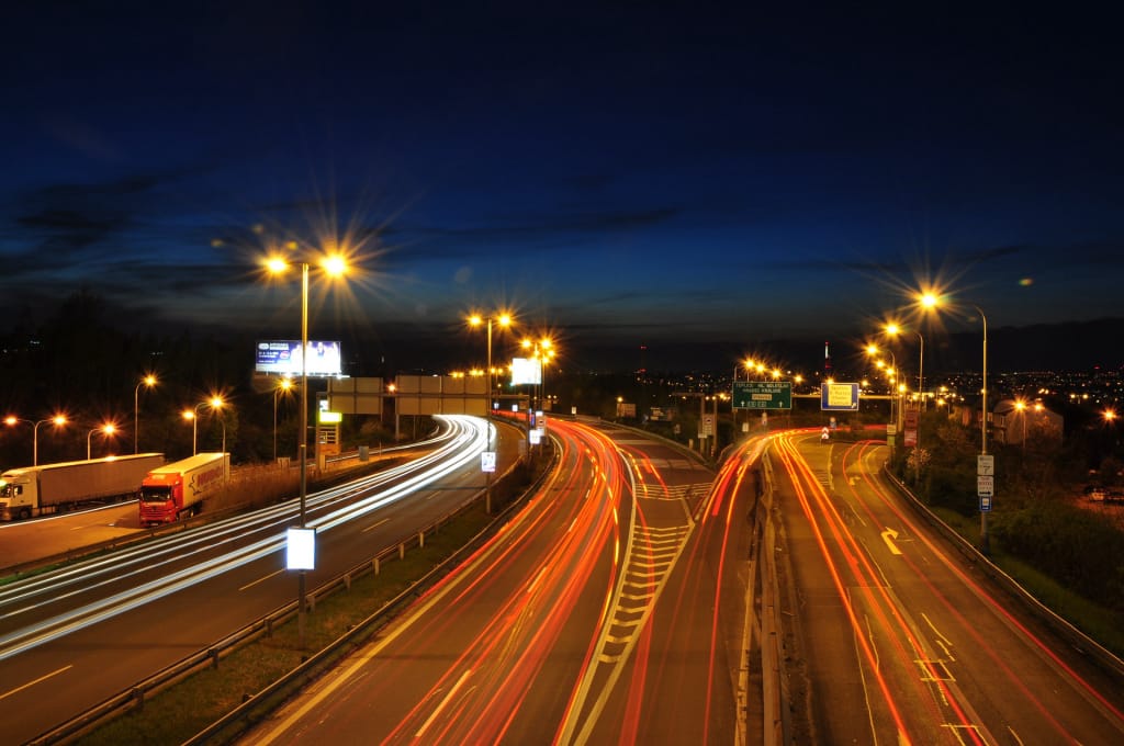 城市道路亮化.jpg